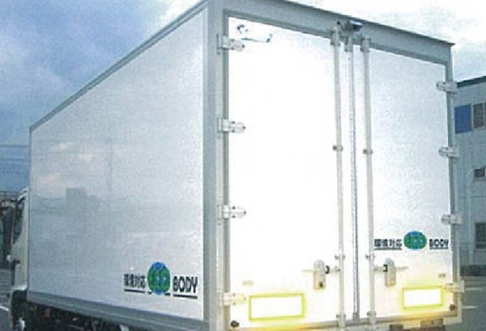 Insulated delivery truck