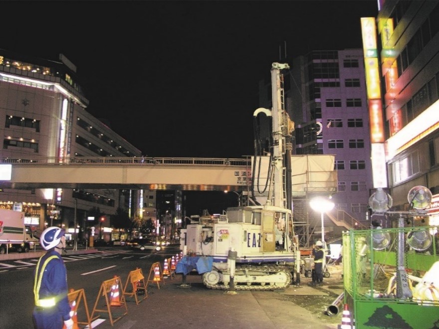 杭打設時の様子